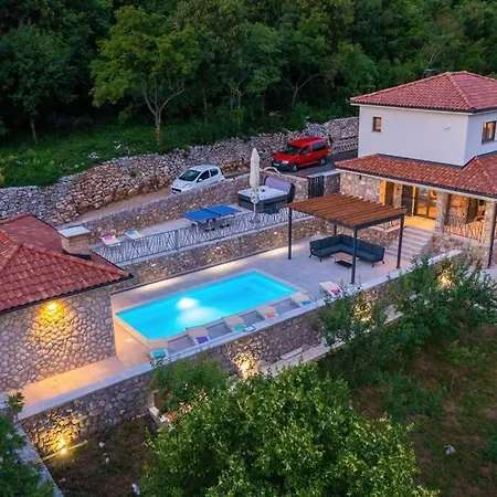 Villa Sky *